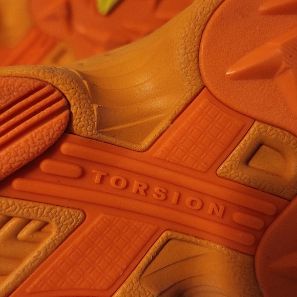 ADIDAS YOUNG 1. HI - RES ORANGE LOW TOP SHOES NAVY BLUE MEN'S SIZE 9 - Picture 5 of 9